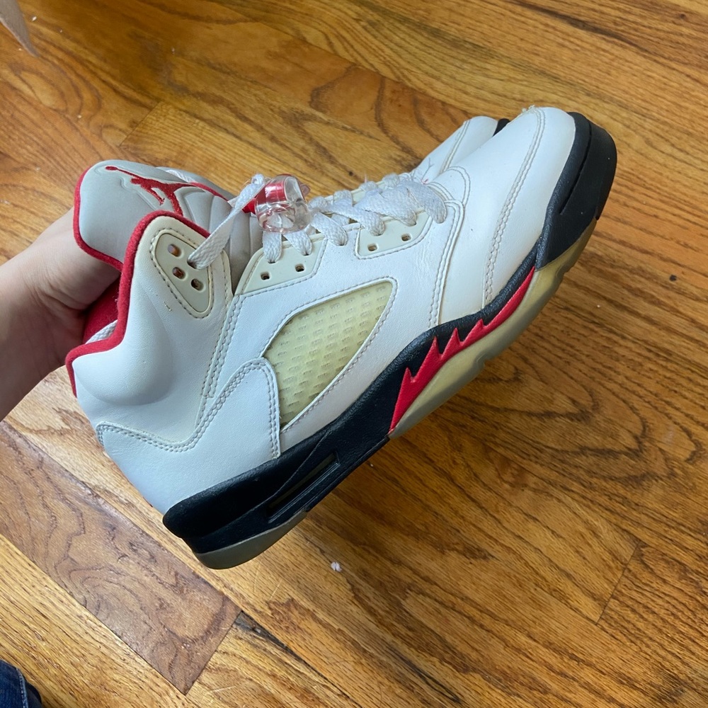 Air Jordan Retro 5 Fire Red